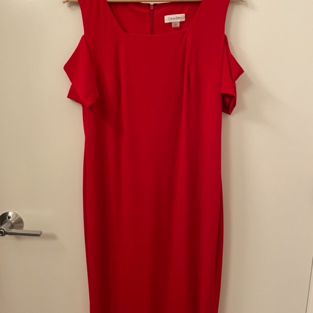 Calvin Klein - Red, Cold-Shoulder Midi Dress